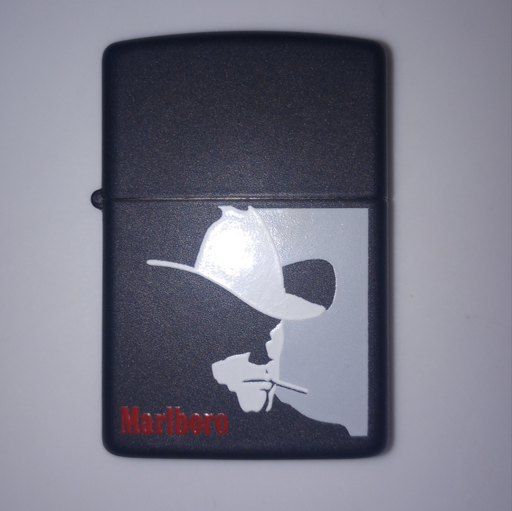 Zippo lighter